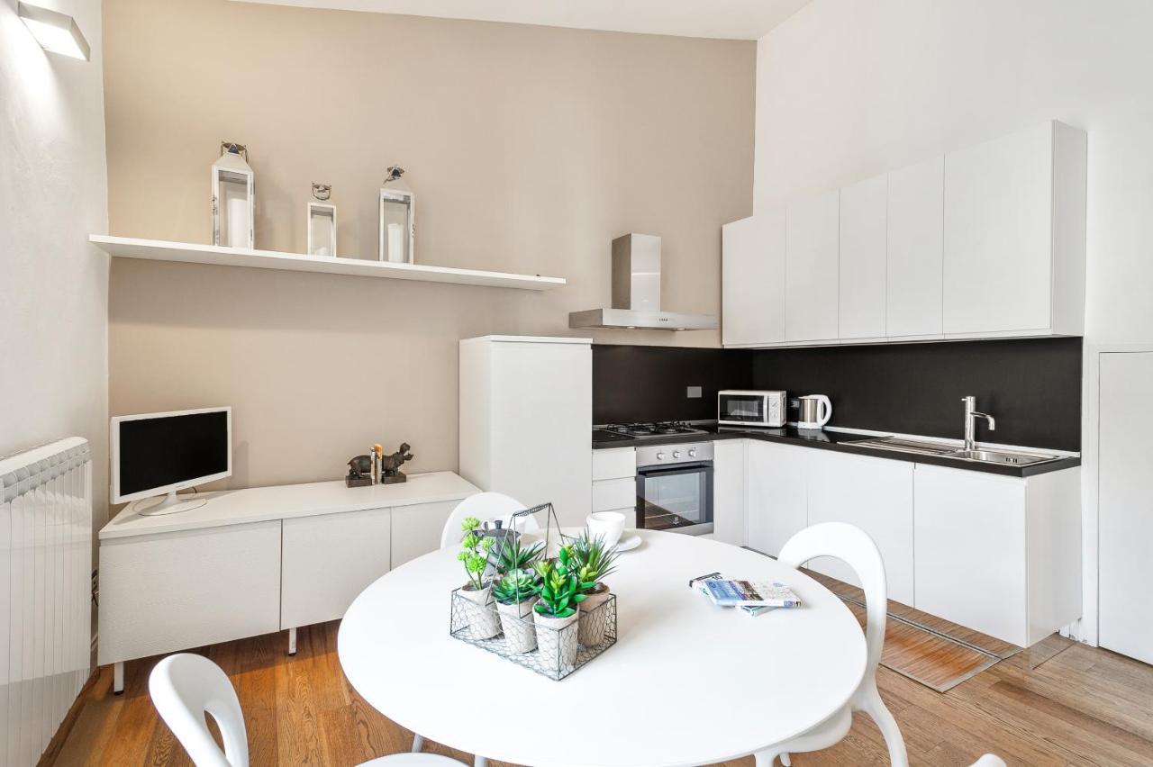 Santa Croce Stylish Flat Apartment ฟลอเรนซ์ ภายนอก รูปภาพ