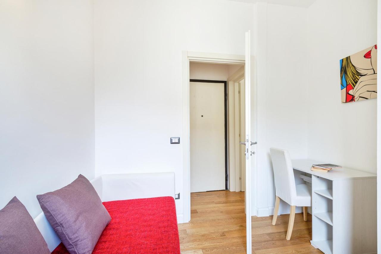 Santa Croce Stylish Flat Apartment ฟลอเรนซ์ ภายนอก รูปภาพ